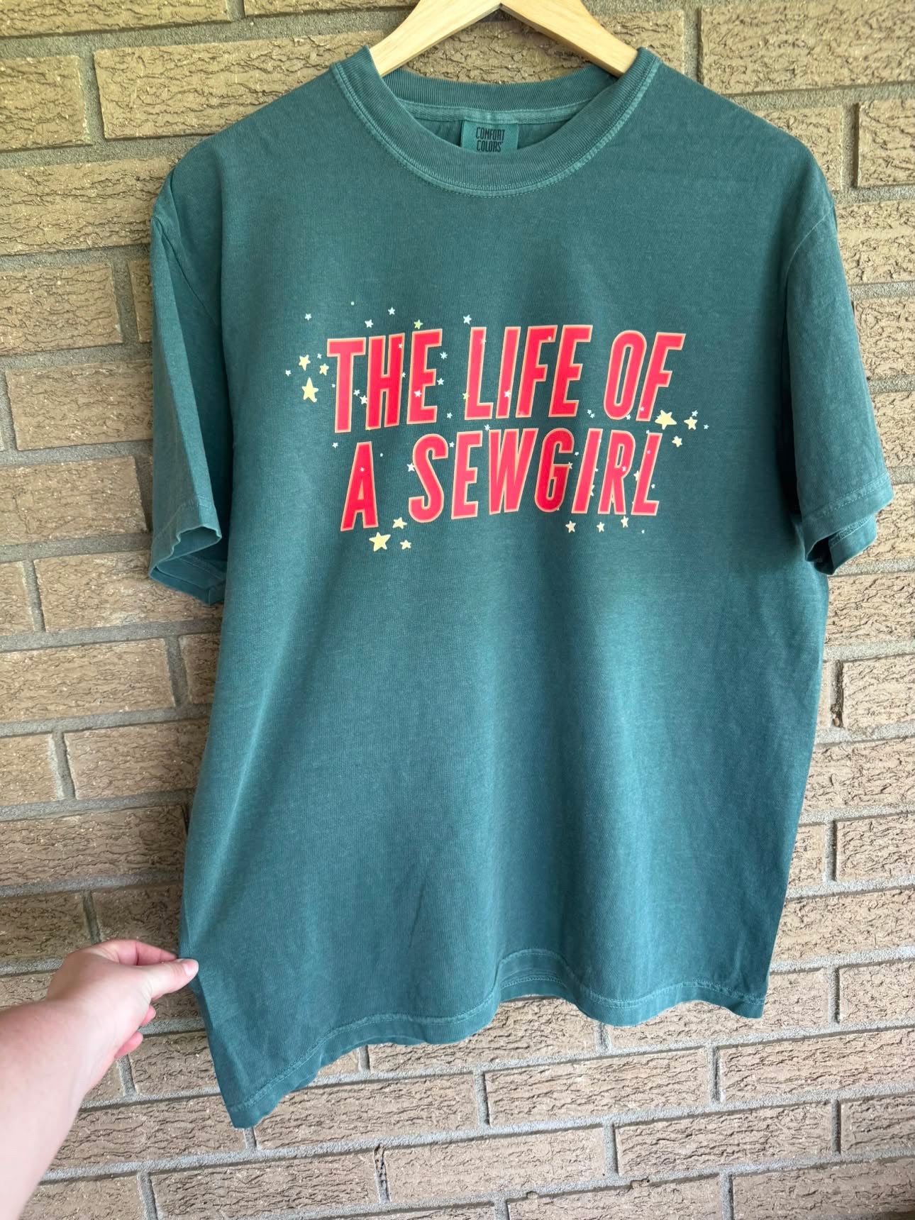 THE LIFE OF A SEWGIRL