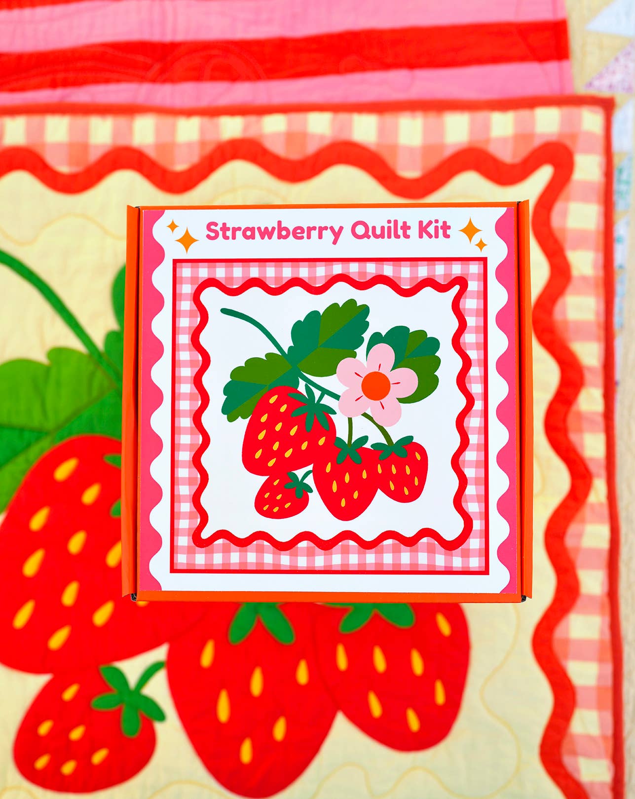 Strawberry Whole Cloth Quilt Kit – Beginner Sewing Kit